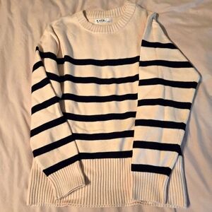 Soft Kate Collection Classic off white nylon stripe. L/XL Jr.